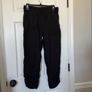 Lululemon Cinchable Cuff 7/8 Length Joggers Black 8
